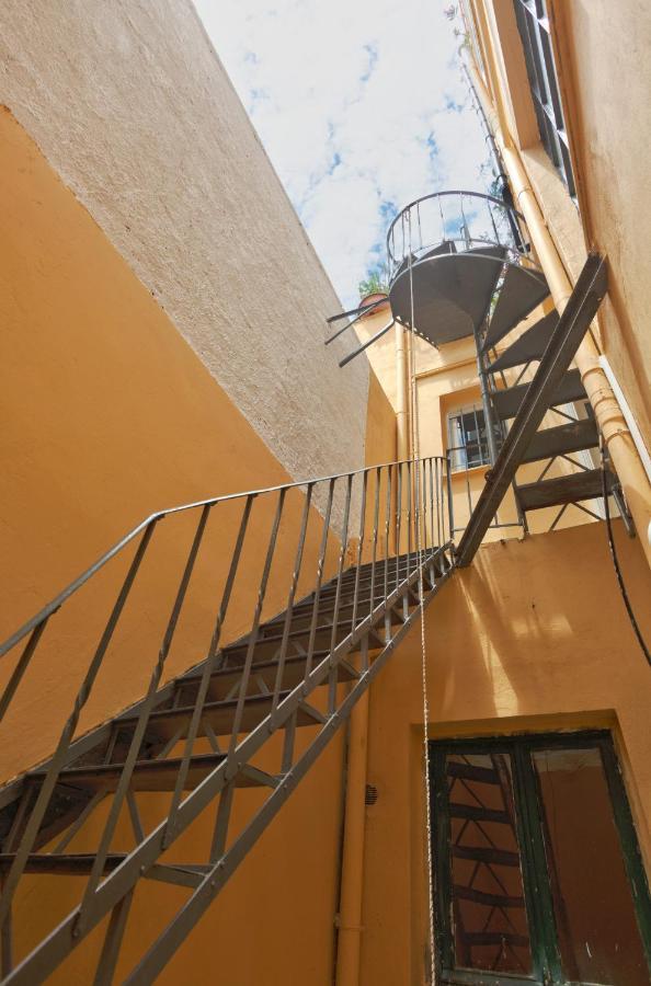 Central 2-Bedroom Apartment With Rooftop Access! Ep9G Athènes Extérieur photo