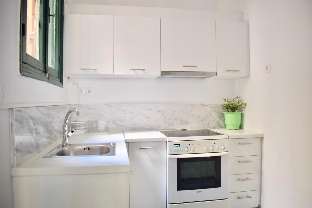 Central 2-Bedroom Apartment With Rooftop Access! Ep9G Athènes Extérieur photo