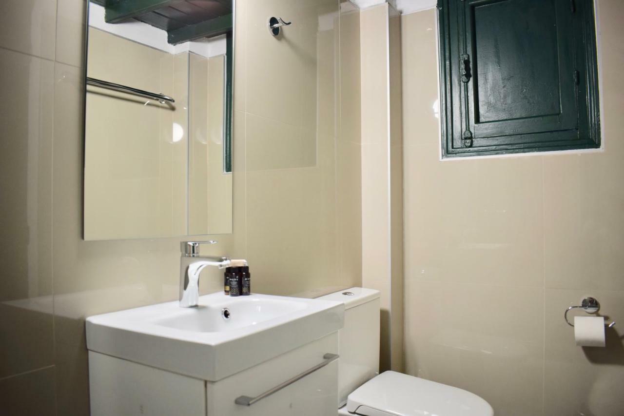 Central 2-Bedroom Apartment With Rooftop Access! Ep9G Athènes Extérieur photo