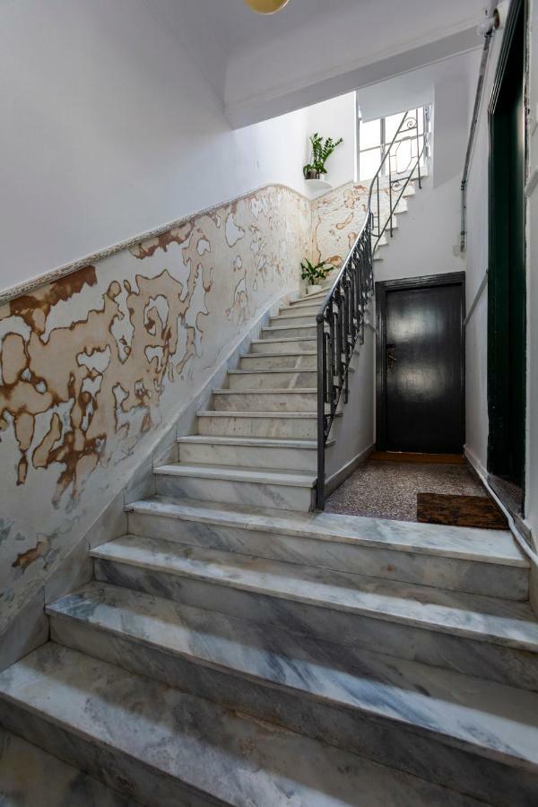 Central 2-Bedroom Apartment With Rooftop Access! Ep9G Athènes Extérieur photo